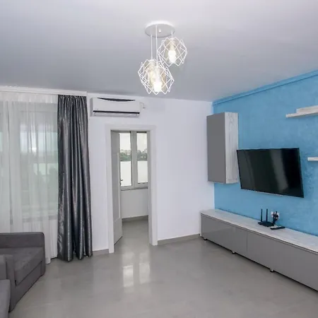 C&y Marco Mamaia