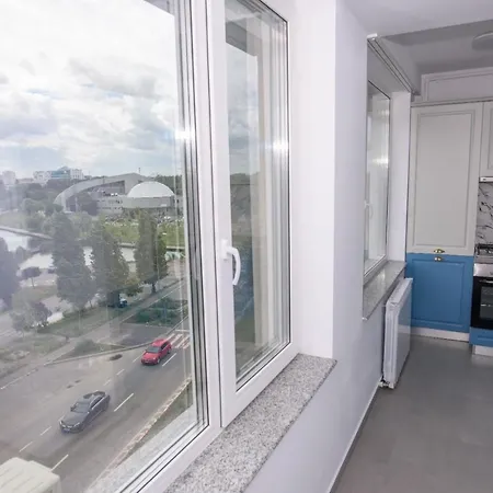 C&y Marco Apartment Mamaia