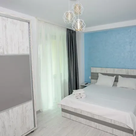 C&y Marco Mamaia