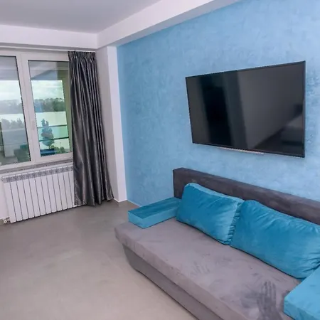 C&y Marco Apartment Mamaia