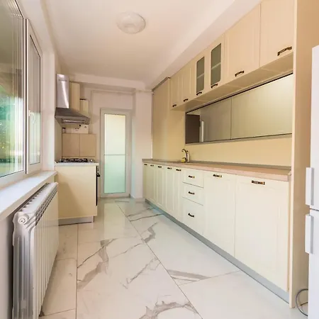 Apartment C&y Marco Mamaia