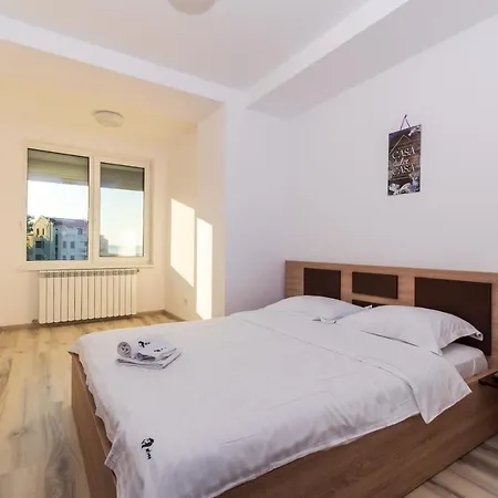 C&y Marco Apartment Mamaia